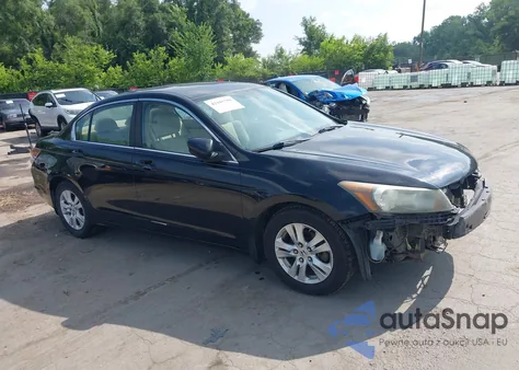2008 Honda Accord Lxp z USA, uszkodzony, nr VIN 1HGCP26418A101022